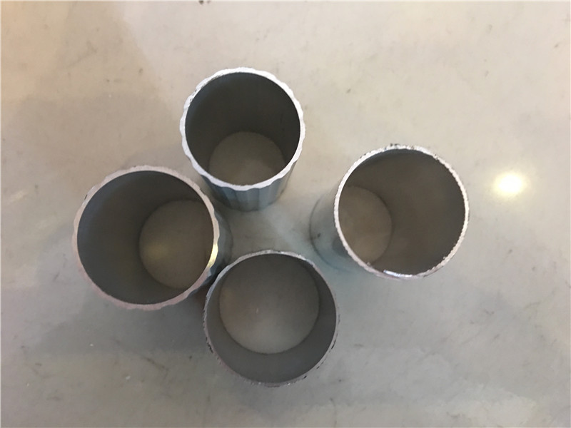 圆管E4